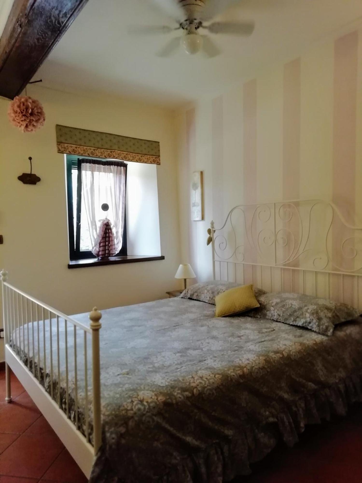 Bed&Breakfast La Siepe ピネローロ 部屋 写真